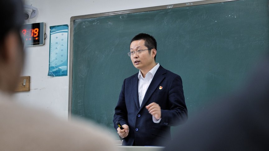 ky体育app官网登录帮助中心